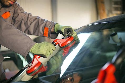 auto glass repair covina ca.